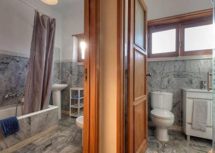 Apolonia7 Mit Blick Auf Wasser By Interhome Lissabon